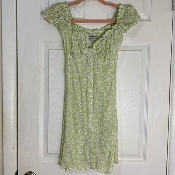WITH JEAN Green Floral Isabelle Mini Dress Size XS Costal Vacation Resortwear - Picture 2 of 5